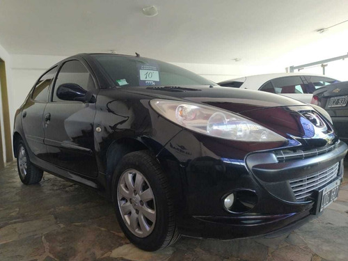 Peugeot 207 1.9 Sedan Xrd 2010