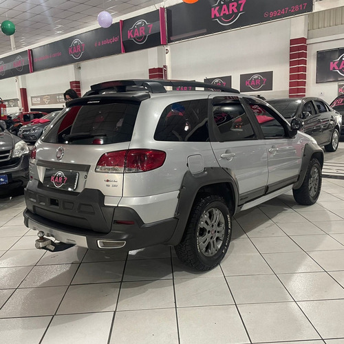 Fiat Palio 1.8 MPI ADVENTURE LOCKER WEEKEND 16V FLEX 4P MANUAL