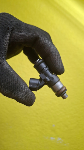 Inyector De Gasolina Bajaj Pulsar Rs200 2019 Original (Usado)