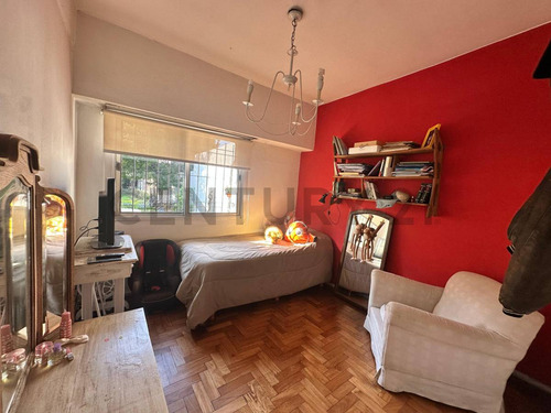 Venta Casa Chalet Castelar 4 Ambientes Acepta Permuta