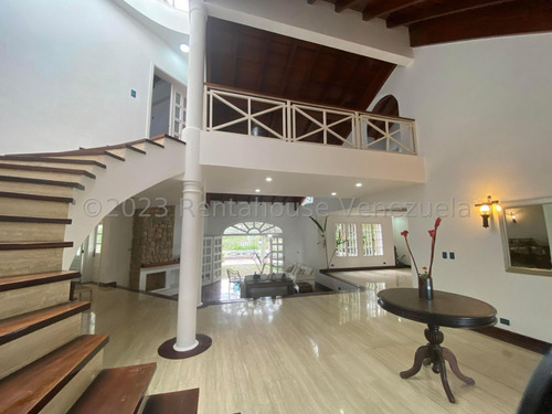 Casa En Venta Alto Hatillo Mls #25-4113