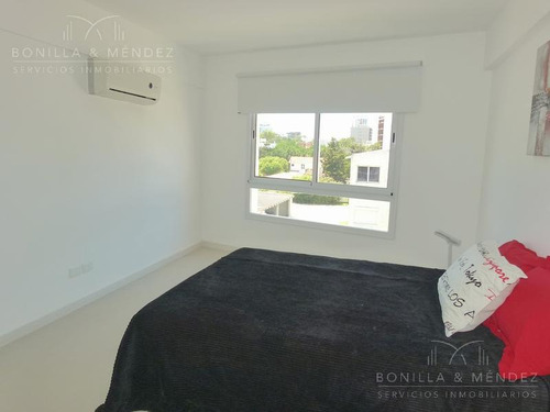 Botavara, Totalmente Equipado, Dormitorio, Baño, Cocina Americana, Balcón, Garage En Sub Suelo
