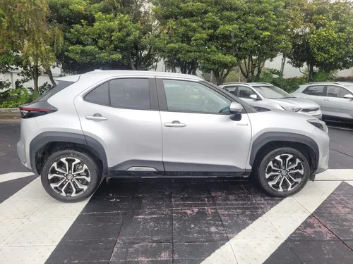 Toyota Yaris Cross 1.5 Hev Xs