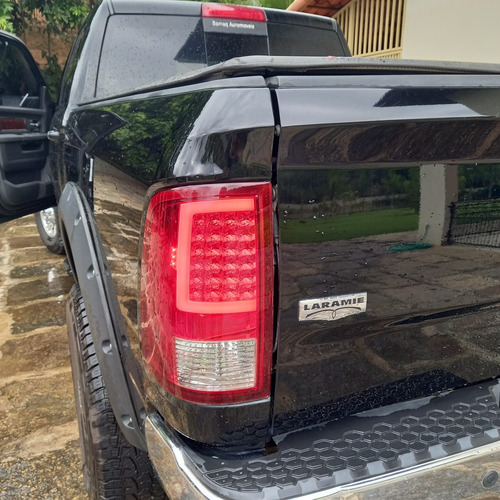 Imagem 6 de 16 de Ram Ram 2500 2012 6.7 Laramie Cab. Dupla 4x4 Aut. 4p