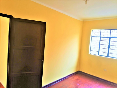 Imagen 13 de 30 de Remato!... Casa Con Dos Dptos, Magdalena Del Mar Área Residencial. Excelente Oportunidad....