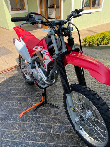 Imagem 3 de 10 de Honda Crf
