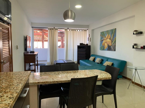 Imagen 7 de 18 de Alquiler Fijo. Bello Apartamento. Balcón. Costa Azul.