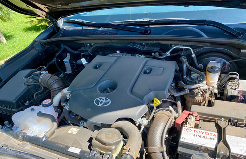 Toyota Hilux 2.8 Tdi Srx Cab. Dupla 4x4 Aut. 4p 204 hp