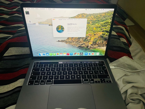 Mac Bookpro 13  2020, 16 Gb 4 Núcleos, 1tb