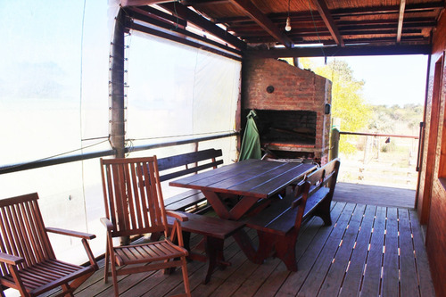 Se Ofrece En Venta Casa En La Calle Principal De Punta Del Diablo