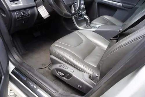 Volvo XC60 2.0 T5