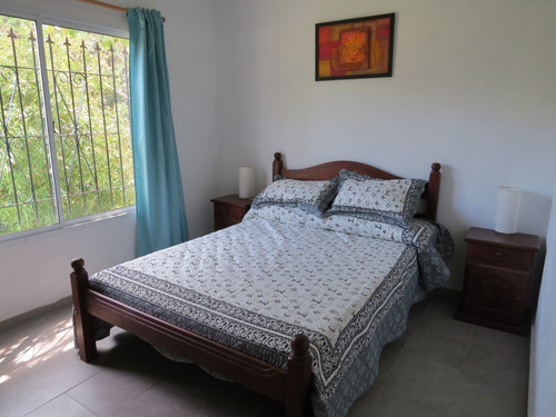 Imagen 7 de 16 de Complejo En Venta Pinamar Mar De Ostende 4 Unidades Amplias+jardin Con Parrilla Cloacas