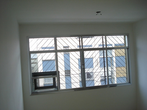 Imagem 8 de 9 de Comercial Para Aluguel, 0 Dormitórios, Glória - Porto Alegre - 122