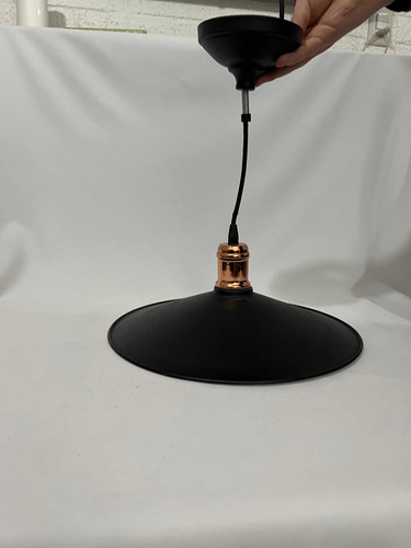 Lámpara Colgante Marca Eglo Negro Dorado Usado