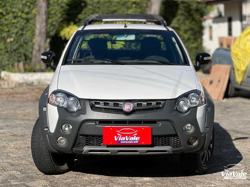 Imagem 2 de 12 de Fiat Strada Advent Flex