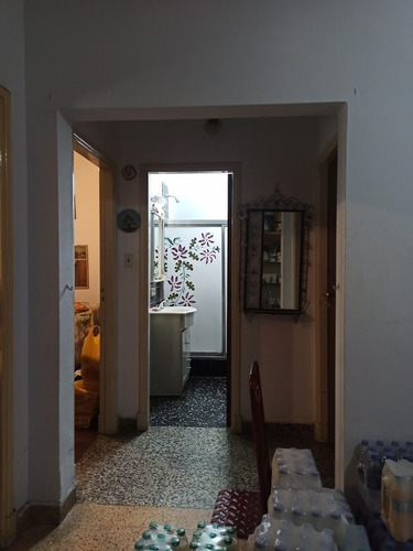 Imagen 10 de 11 de Casa En Venta De 2 Dorm. C/ Cochera Urgente! En Ramos Mejía