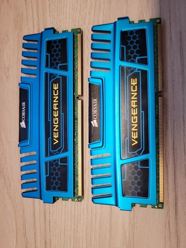 Imagem 2 de 3 de Memoria Gamer Ddr3 8gb (2x4) 1600mhz Corsair Vengeance
