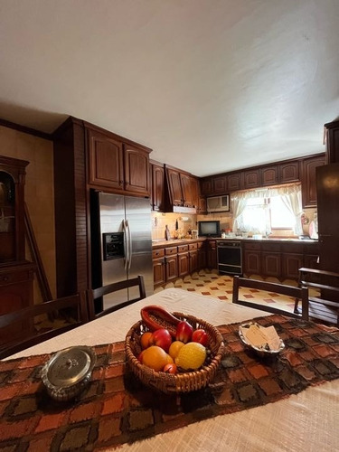Imagen 11 de 26 de Se Vende Casa 539 M2 5h/5b/6p Santa Paula