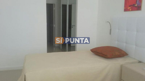 Imagen 7 de 8 de Casino Tower 3 Suites