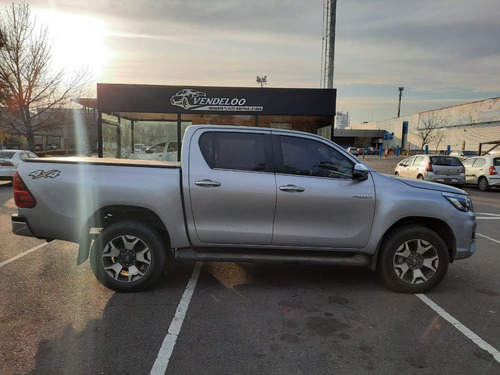 Toyota Hilux 2.8 Cd Srx 177cv 4x4 At