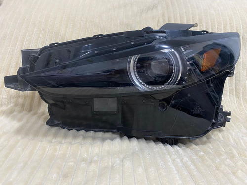 Faro Izquierdo Mazda Cx-30 2020-2023 Con Balastra Dgj1-51040 (Usado)