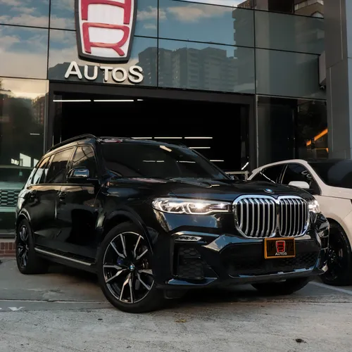 BMW X7 3.0 Xdrive 40i Pure Excelence