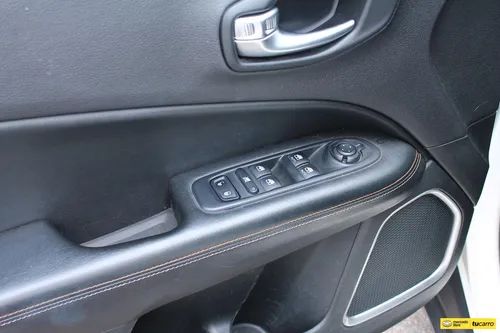 Jeep Compass 2.4 Longitude At