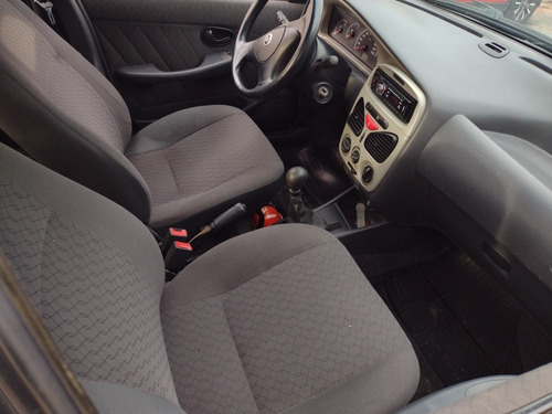 Fiat Siena 2006 1.0 Fire Flex 4p