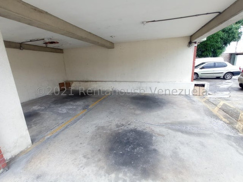 Imagen 11 de 30 de Apartamento En Venta Centro Este De Barquisimeto, Económico, Servicio Eléctrico Contante. Código 23-7839 Mz