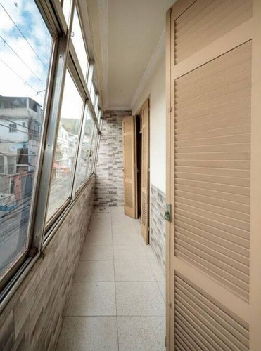 Imagem 2 de 15 de Casa Com 4 Quartos Área Vaga À Venda, 172 M² - Cascadura - Aec4034