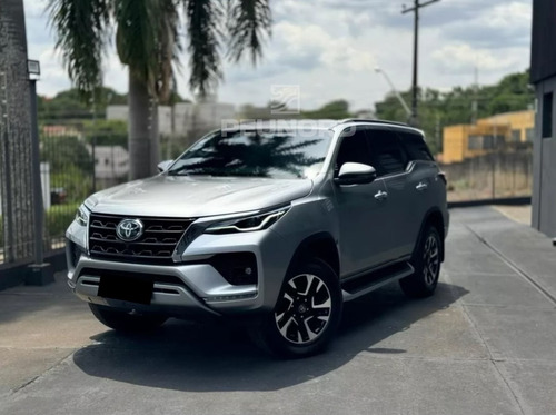 Toyota Hilux SW4 2.8 Srx 204Cv 4X4 7As At