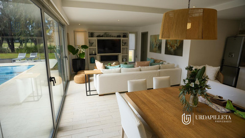 Casa En Venta En Pilara Sobre Lote Interno - La Berlina - Urdapilleta Propiedades