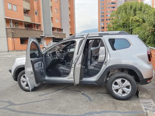 Renault Duster 1.3 Intense Cvt