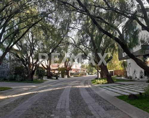 Casa En Condominio En Venta En Balvanera Country