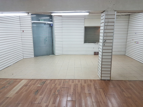 Imagen 5 de 5 de Venta Local Comercial Con Renta Esquina En Arenal Grande.