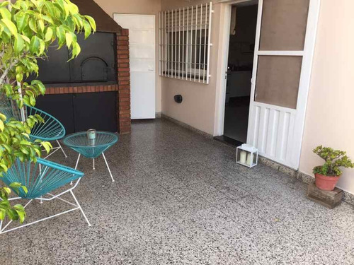 Imagen 4 de 4 de Galpon Con Vivienda En Venta En Wilde