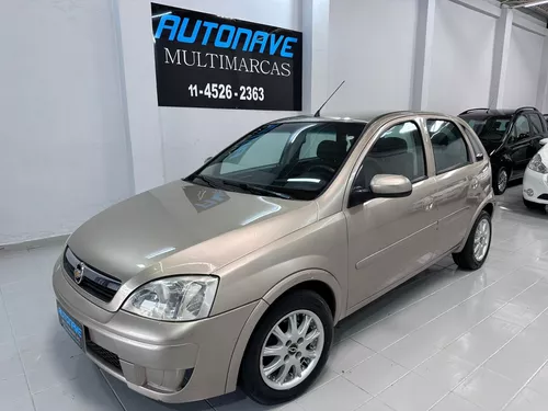 Chevrolet Corsa 1.4 Hatchback Maxx 8v 4p à venda em Jundiaí - SP