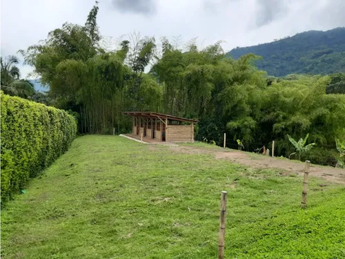 Vendo Fk De Recreo Vereda La Honda, 3 Cuadras Combia, Pereira
