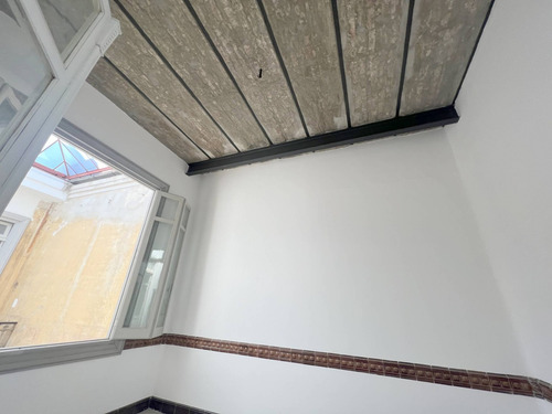 Imagen 19 de 25 de Venta De Edificio En Ciudad Vieja Con Cuatro Unidades.