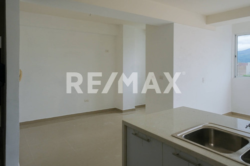 Imagen 7 de 14 de Apartamento En Alquiler En Mañongo