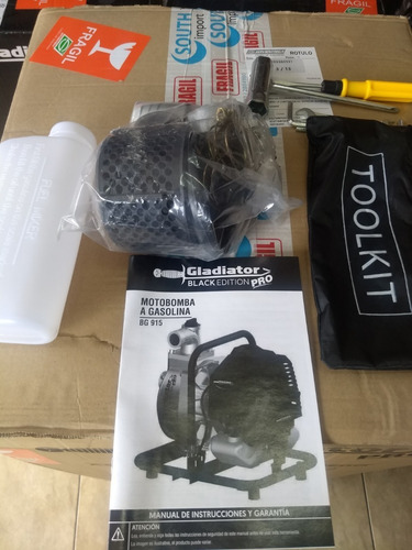 Motobomba A Gasolina 2.3 Hp Bombade Agua Gladiator