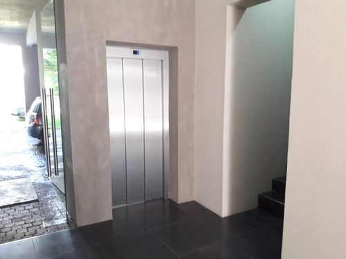 Dde U$s 2272 X M2 -balcón · Apto Prof · Fte A Plaza ·