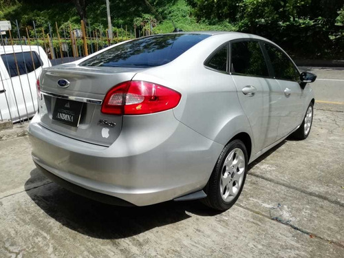 Ford Fiesta Sedan 2011 1.6 Fwd Mec. 487