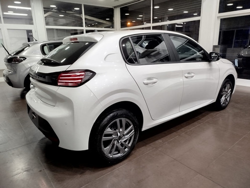 Peugeot 208 1.6 Allure