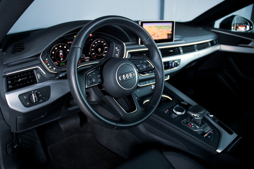 Imagem 10 de 15 de Audi A5 Sportback 2.0 Performance Black Tfsi S-tronic
