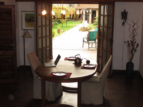 Chalet -amplio Lote- Villa Urquiza