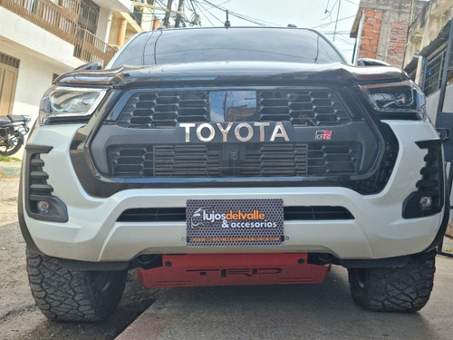 Protector De Hierro Trd Para Motor Toyota Hilux Revo Rojo