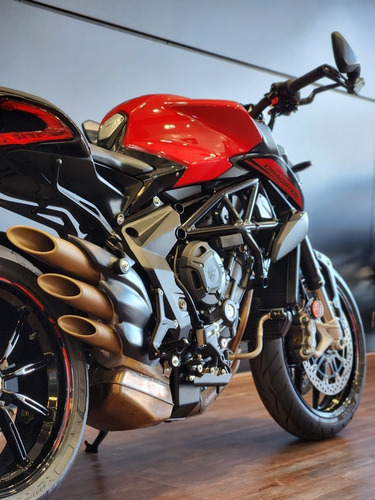 Imagen 21 de 25 de Moto Mv Agusta Dragster 800 Rosso