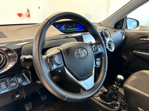 Toyota Etios 1.5 Sedan Xls