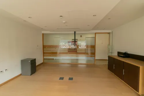 Oficina En Arriendo En Centro Internacional. Cod A1094007